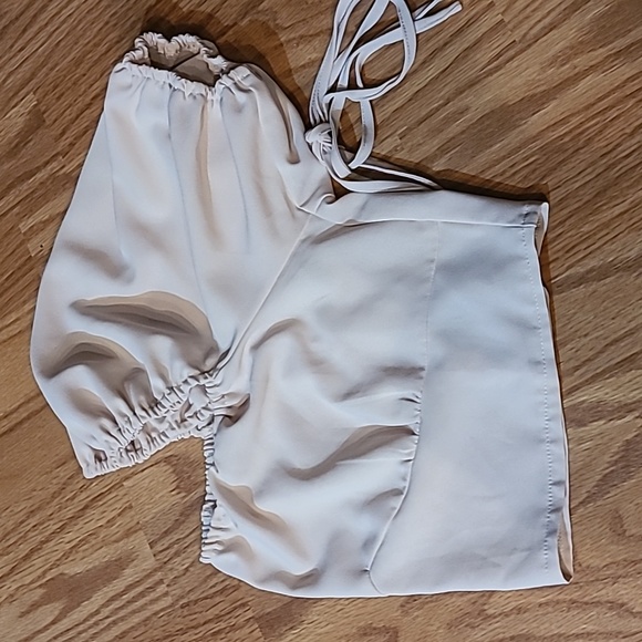 SHEIN Privé Lace Up Backless Puff Sleeve Top Women's Size Large - Picture 15 of 15